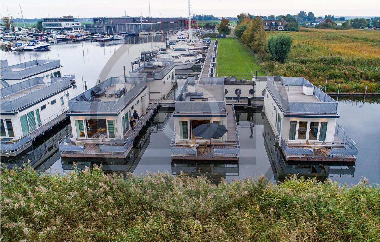 Stunning Ship In Aalsmeer With Kitchen Eksteriør bilde